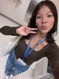 Fundraiser for Dellin Chee by Monique Spencer : Supporting a Future Nurse:  College Expenses