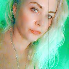 Rosa ONeill (@sunsetsndiamonds) • Instagram photos and videos