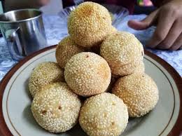 Kuih bom bijan sedap dan rangup dan tak meletup saat di goreng mp3 duration 5. Obses Cantik Bukan Pada Wajah Je Time Masak Kuih Bom Untuk Keluarga Pun Sama Mesti Nak Elok Membulat Ini Petuanya Keluarga