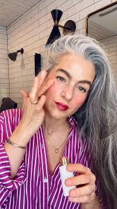 A love song to my favorite makeup product. Confessed blush addict over  here✋🏻