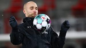 Pauli page) and competitions pages (champions league, premier league and more than 5000 competitions from 30+. St Pauli Wie Tore Reginiussen Zum Celtic Held Wurde Kicker