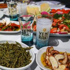 dunya raki haftasi sebebiyle suadiye balik in lezzetli mezeleri karsinizda fonda yunan muzikleri ℹon sirada en sevdigim mezelerde meze balik istanbul
