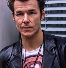 Doctor Who boss reveals the huge impact of The Doctor's absence from new  spin-off  https://www.radiotimes.com/tv/sci-fi/doctor-who-war-between-land-sea-doctor-absence-newsupdate/