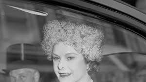 Famed aesthete and socialite Countess of Rosse's jewellery for sale at  Bonhams