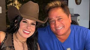 Modelo afirma ser filho de Francisco Cuoco e justiça consegue exame de DNA:  "Buscando a verdade"