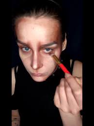 Mind-bending makeup by @mimichoimakeupartistry