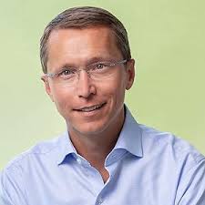 Amazon.com: Ray Blunt: books, biography, latest update