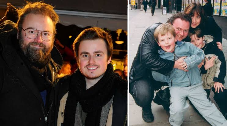 Så minns Adam Alsings son Sebastian sin pappa: "Det saknar jag" | Svensk  Damtidning