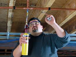 Before soldering a solder joint, make sure that there is no water left in the pipes, as this will prevent the pipes from reaching the required temperature for effective soldering. Soldering Copper Pipe Fine Homebuilding
