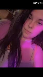 Dayna Wallace's Instagram, Twitter & Facebook