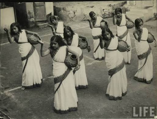 Earthen pots play an important role in various Indian folk dances. In some dances, the performers balance the pots on their heads while dancing, displaying their skill and grace. The earthen pots