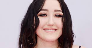 Noah Cyrus Stuck Song NC-17 Album Backstory