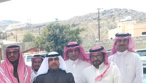 أهالي بارق يقد مون واجب العزاء في الشيخ محمد المتحمي صحيفة بارق الإلكترونيةصحيفة بارق الإلكترونية