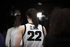 Iowa women's basketball star Caitlin Clark undecided on future, could  return for fifth season - The Daily Iowan