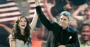 American Idols Katharine Mcphee Taylor Hicks Exchange Teasing Messages On Twitter To Encourage Fans To Vote