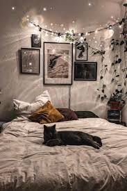 49 Beautiful Aesthetic Bedroom Design Ideas For Your Home Part 21 In 2020 Bohemian Master Bedroom Cozy Room Decor Aesthetic Bedroom