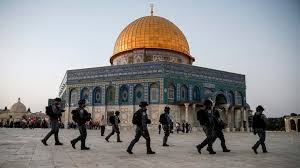 Kenapa yahudi sangat ingin menggali pondasi masjidil aqsa? Israel Sabotase Pintu Masjid Al Aqsa Agar Azan Tak Bisa Dikumandangkan