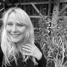 Is Henderson Beach water clear today?