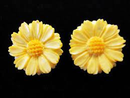 Ming S Ivory Earrings Mum Or Daisy Alohamemorabilia Com Aloha Memorabilia Company Sandy Watanabe Craig Watanabe Ming S Of Hon Ivory Earrings Vintage Ivory