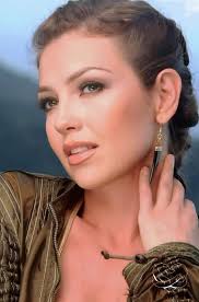 Thalia 😍 MIRA ESTE VIDEO👇https://youtu.be/GvmDCvu_7mk