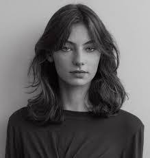 Estella Nolan's Instagram, Twitter & Facebook