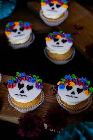 Dia De Los Muertos Cupcakes Mein Naschgluck Rezept Halloween Cupcakes Cupcakes Cupcake Dekorationen