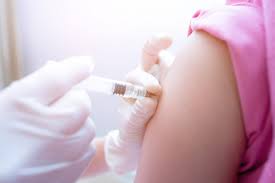Shingles is an extremely painful, localized skin rash caused by the varicella zoster virus — the same virus that causes chickenpox. Shingles Vaccine Approved For Use In China