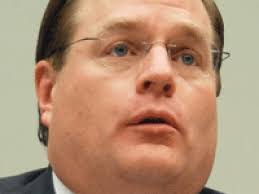 Last of old guard to depart Aon