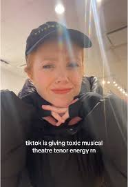 started show: no tiktok. ended show: tiktok?! #wicked #broadwaydebut  #broadway #musicaltheatre #audition #nyc #singer