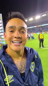 🎥🇬🇹 ¡Lelito Santis agradece a la afición chapina tras el triunfo en Copa  Oro 2025! 💙🤍, Luego de ser elegido mejor jugador del partido, Óscar  Santis envió un mensaje claro y emotivo a través del video ...