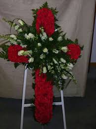 Cross Spray Of Red Carnations With A Spray Of White Snap Dragons White Roses Across It Funeral Flower Arrangements Casket Flowers Basket Flower Arrangements