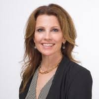 Lisa Qualey's Instagram, Twitter & Facebook