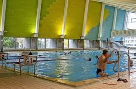 Vor Dem Corona Lockdown Hallenbader Im Altkreis Bleiben Am Wochenende Noch Offen Leonberg Leonberger Kreiszeitung