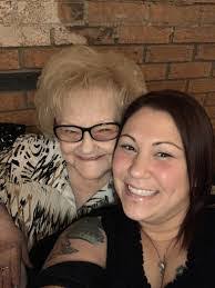 Doris Perreault's Instagram, Twitter & Facebook