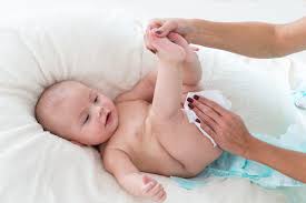 Penghidapnya akan mengalami keadaan tidak selesa di mana kulit akan berasa gatal pipi menggelupas, melecet di leher & celah pelipat. Tip Sembuhkan Ruam Dan Luka Di Pelipat Kulit Bayi May 2021 Kelabmama Malaysia