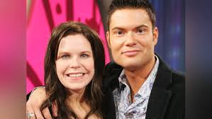 Watch Beauty and the Geek