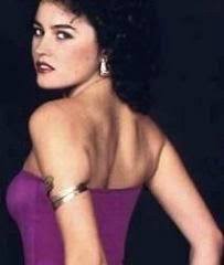 Загрузите любое фото битловских жен или подруг (фотогалерея девчонок)