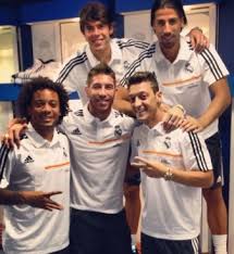 Luka modric finished third behindthe barcelona legendary duo of andres iniesta and lionel messi. Liveticker Knapper 2 1 Sieg Zum Saison Auftakt Gegen Betis Sevilla Real Total