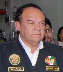 Luis Alva Castro