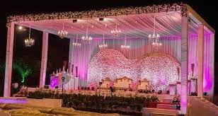 Indian Wedding Decor Inspiration In 2020 Wedding Backdrop Decorations Indian Wedding Decorations Indian Wedding Decorations Receptions