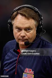 33 Photos & High Res Pictures