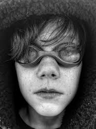 BLACK & WHITE WINNERS