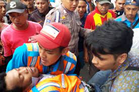 Syarat umum pendirian perseroan terbatas (pt) adalah : Pekerja Yantek Rekanan Pt Pln Terkena Induksi Tegangan Listrik Antara News Ambon Maluku
