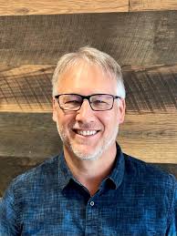 Connecting. Growing. Living.