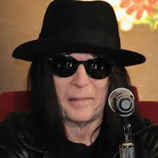 Mick Mars speaks