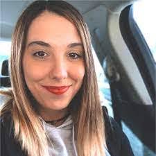 Shanna Phelps's Instagram, Twitter & Facebook