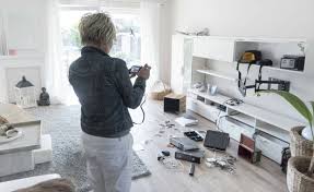 Deshalb treibt aktuell viele die frage um, wie das eigene haus gegen einbrüche gesichert werden kann. Wie Man Sein Haus Vor Einbrechern Schutzen Kann