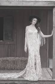 Der name guipure kombiniert die verschiedenen arten von spitze: Brautkleid Dakota Bridal Concept Store Das Brautstubchen