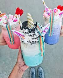 Pinterest Carriefiter 90er Jahre Mode Street Wear Street Style Fotografie Candy 90er Candy Car Kreative Desserts Milchshake Regenbogen Essen