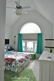 20 Komfortable Jugendzimmer Mit Dachschrage Gestalten Zimmer Renovierungen Jugendzimmer Zimmer